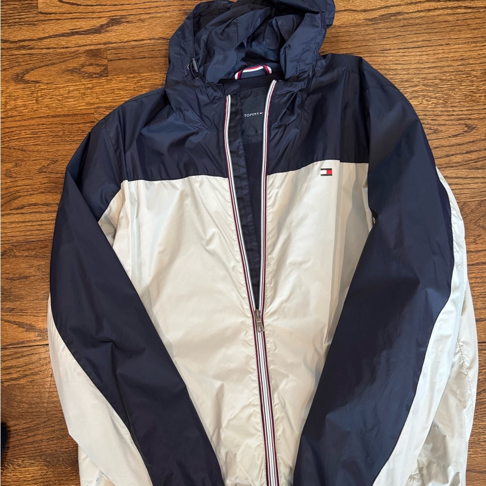 Tommy Hilfiger Men's Navy and Cream Windbreaker